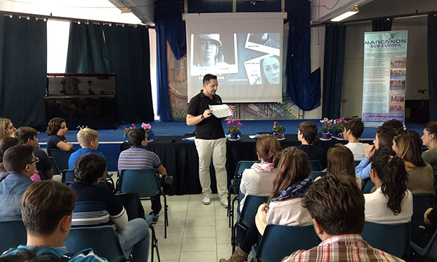 Paolo Stucchi conferenze di prevenzione all'uso di droghe